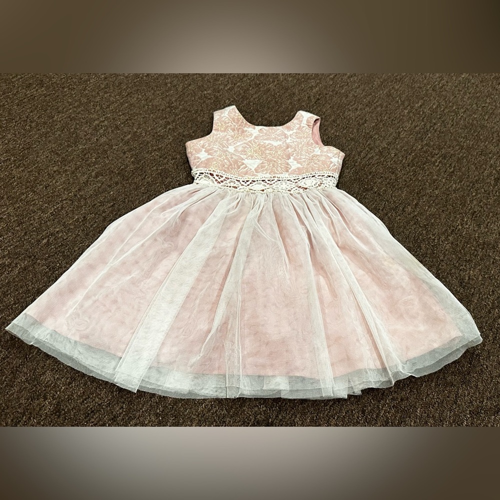 EUC Stately Lavender Sz 7 pink cream lace embroidered party dress girls tulle